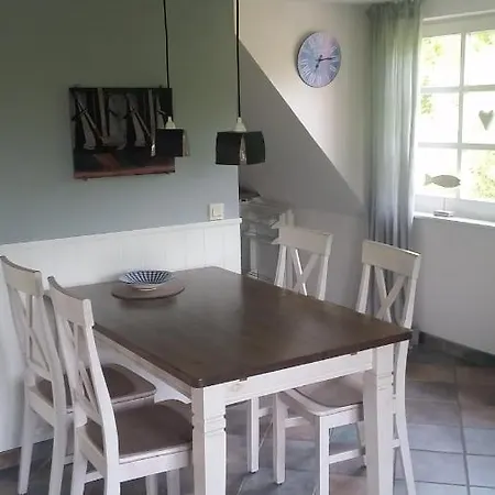 Suedstrandperle 아파트 *